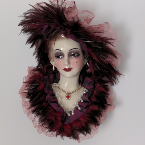 Unique Creations Other - Limited Edition Lady Face Mask